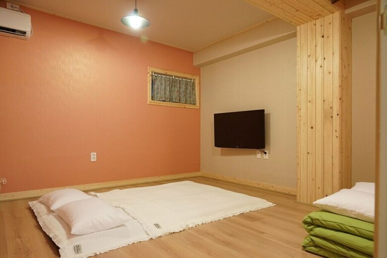 Hotel Jeonju Hanok Achim Traditional House