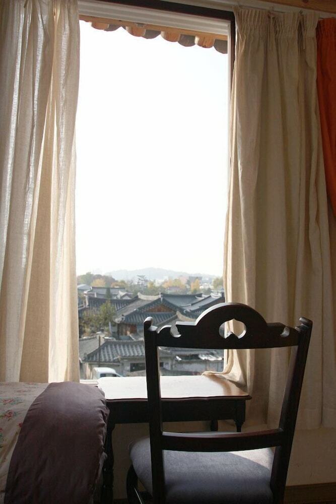 Hotel Jeonju Hanok Achim Traditional House