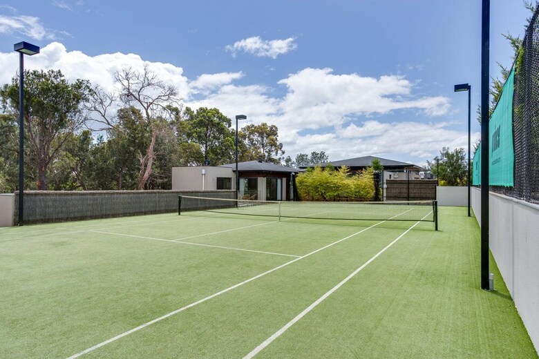 Kalina Retreat Tennis & Pool
