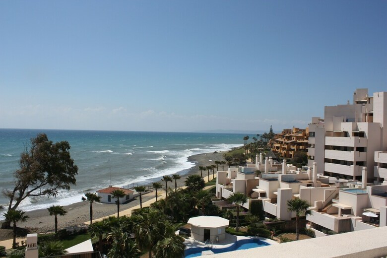Apartamentos Frontline Penthouse With Private Pool