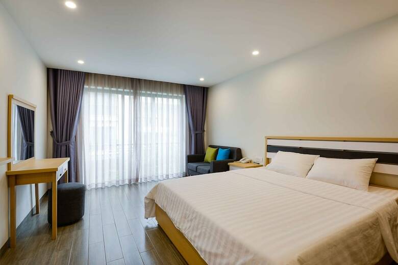 Warm Ways Hotel