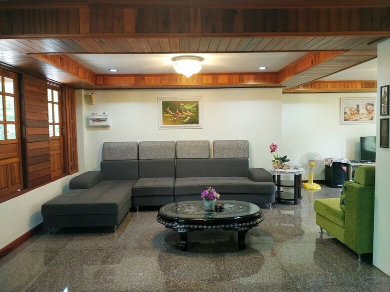 Hotel Ruen Phu Ngam Homestay