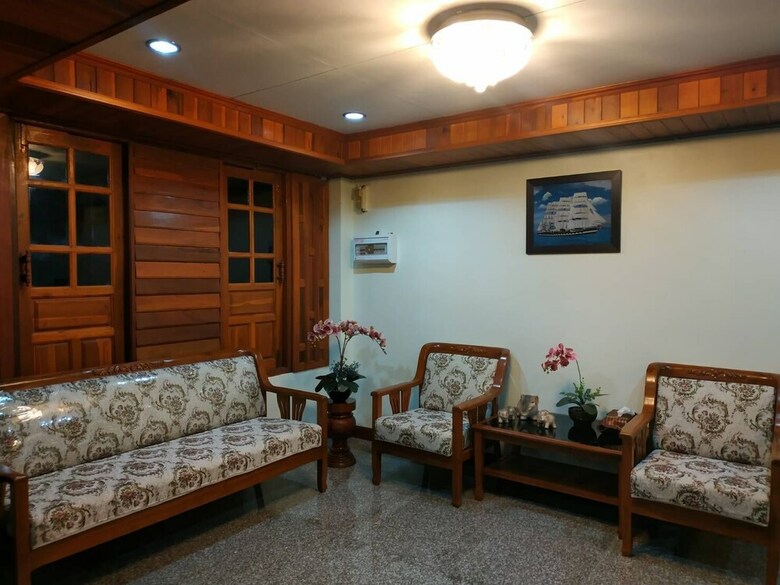 Hotel Ruen Phu Ngam Homestay