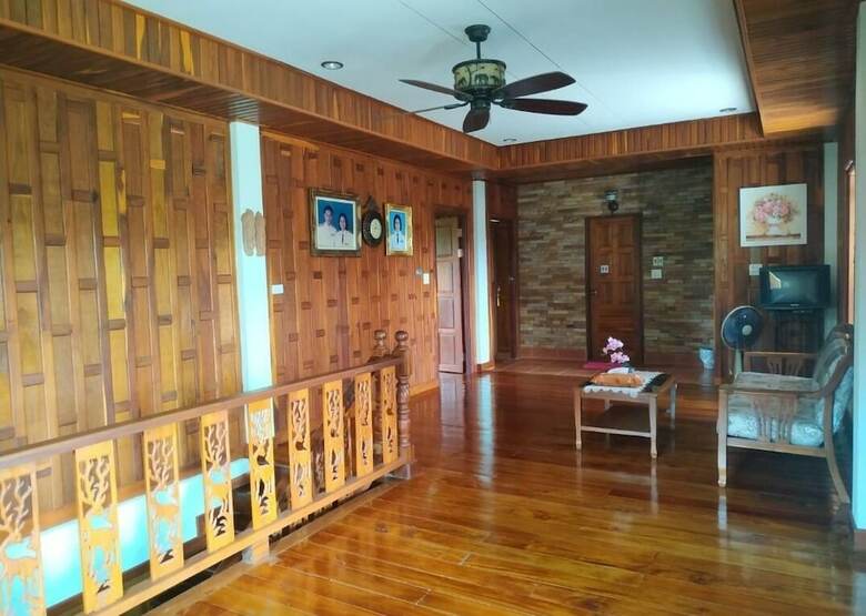 Hotel Ruen Phu Ngam Homestay