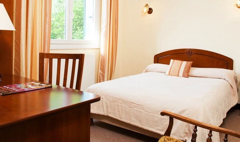 Hotel H�tel Le Val Du Tech