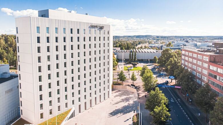 Hotel Courtyard By Marriott Tampere City