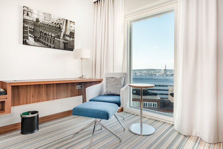 Hotel Courtyard By Marriott Tampere City