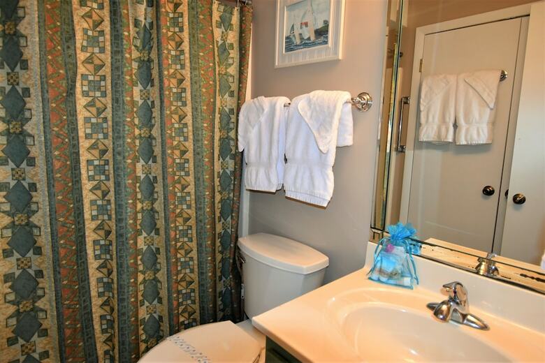 Driftwood Towers 6e By Bender Vacation Rentals