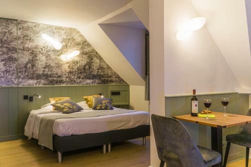 B&B Contrast