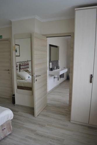 B&B Domo Togan