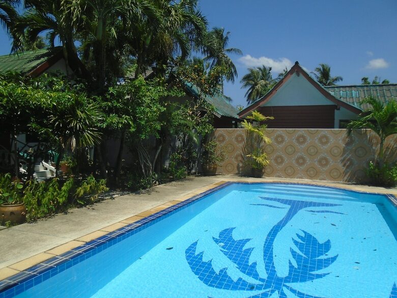 Hotel Baan Coconut
