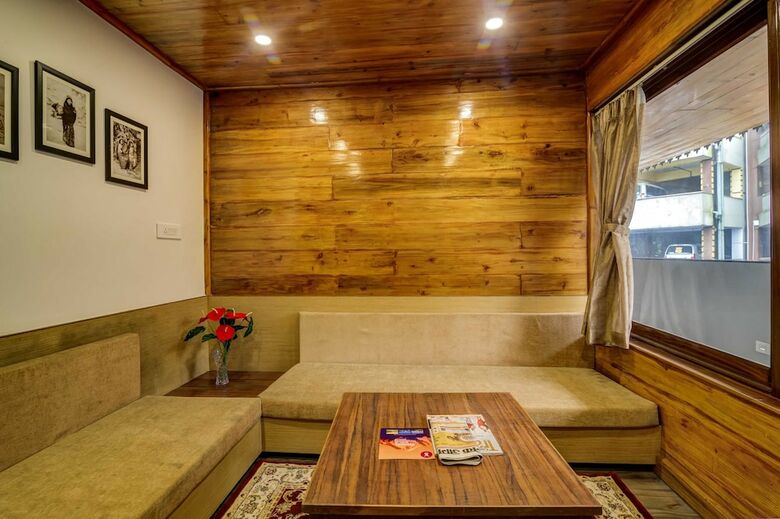 Silver Star Boutique Hotel By Sumi Yashshree