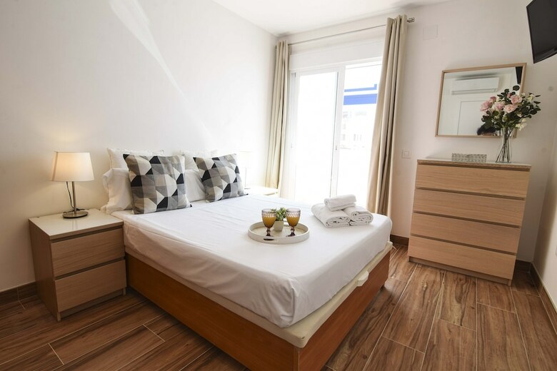 Apartamentos Letmalaga Fisherman's Home
