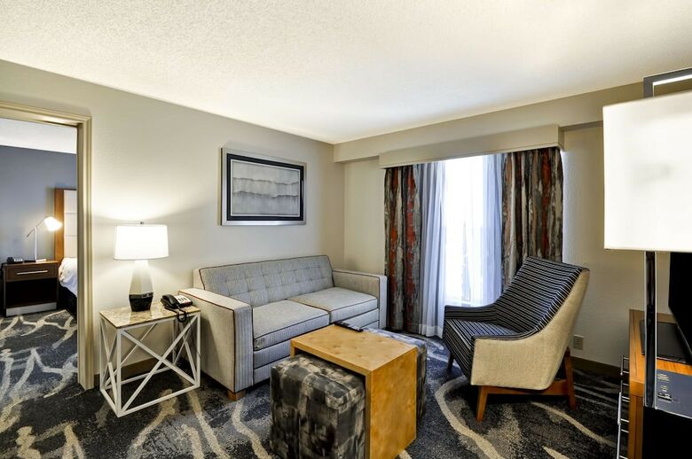 Hotel Homewood Suites By Hilton Phoenix-biltmore