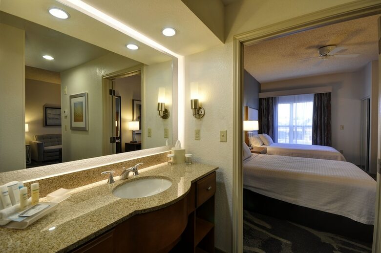 Hotel Homewood Suites By Hilton Phoenix-biltmore