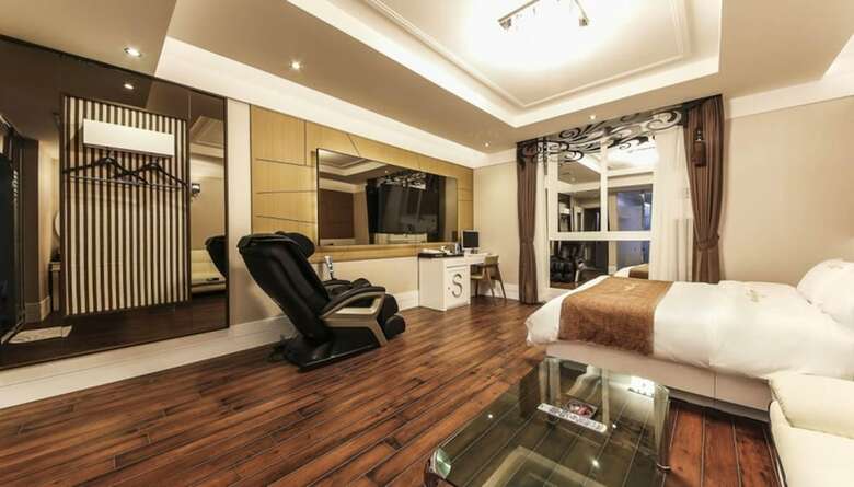 Hotel S Muintel