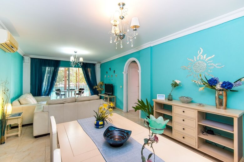 Apartamentos Rentandhomes Los Boliches Blue&green Apt