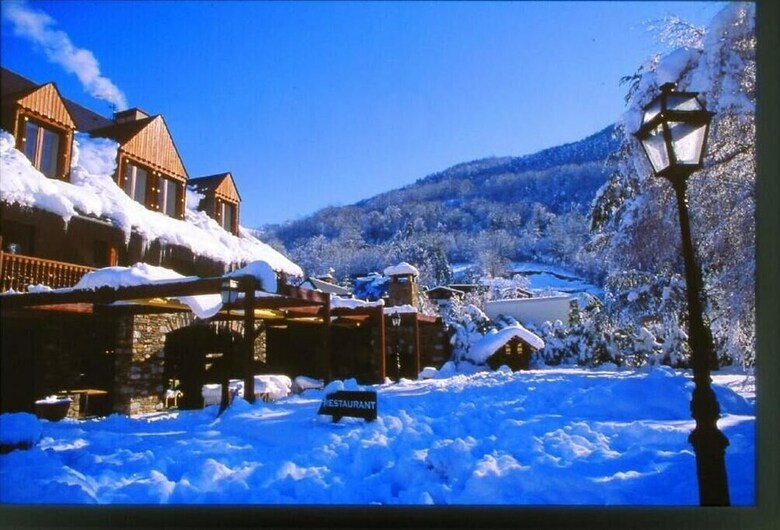 Hotel Mir