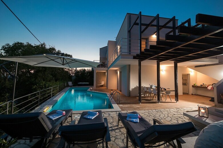 House Villa Jely