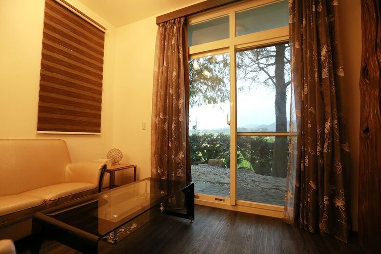 Hotel Water Tail Homestay