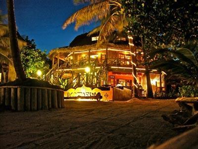 Hotel Portofino Beach Resort