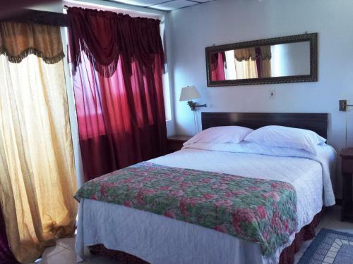 Spindrift Hotel
