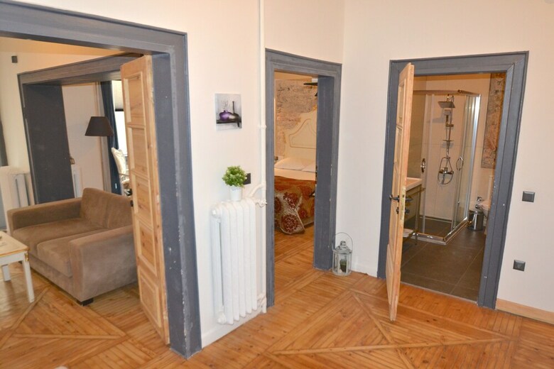 Pera Tunnel Hotel