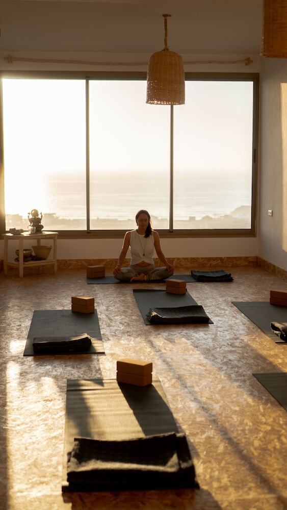 Hotel Blue Mind Surf & Yoga Tribe