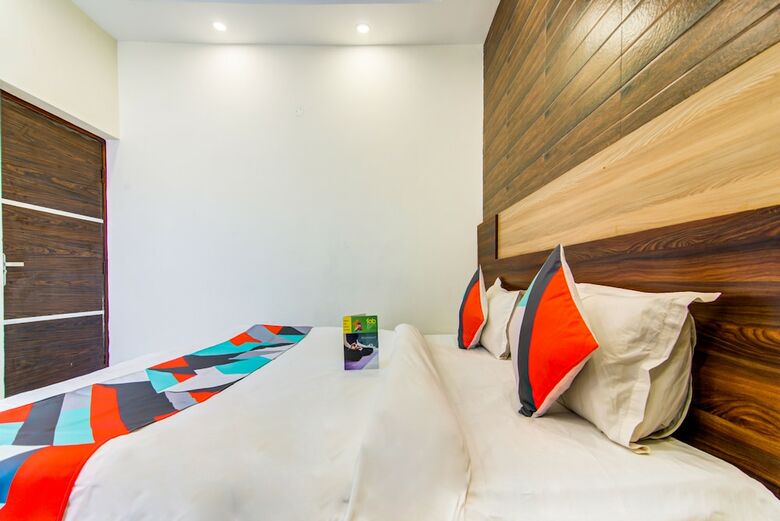 Hotel Fabexpress Prabhat