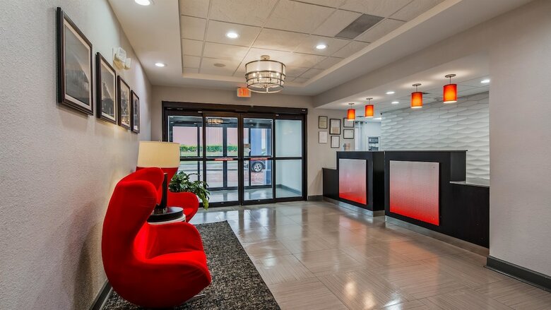 Best Western Plus Carrollton Hotel