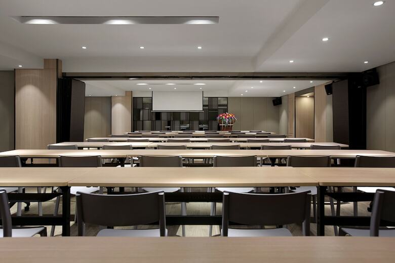Hanyong Ree Hotel (Shenzhen Airport)