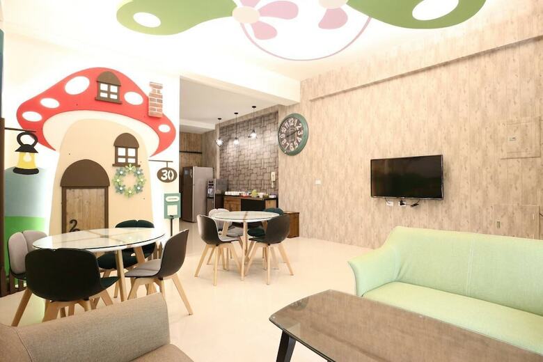 Hotel Mushroom 30