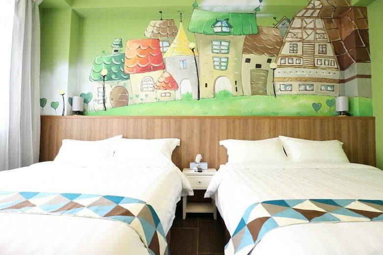 Hotel Mushroom 30