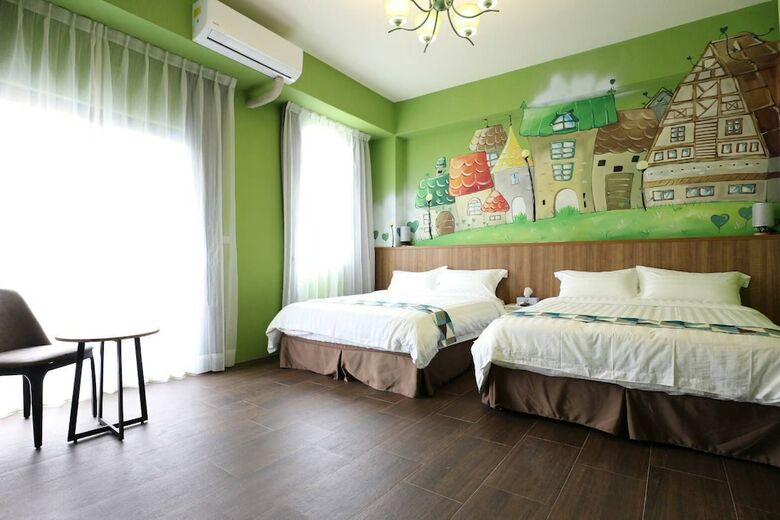 Hotel Mushroom 30
