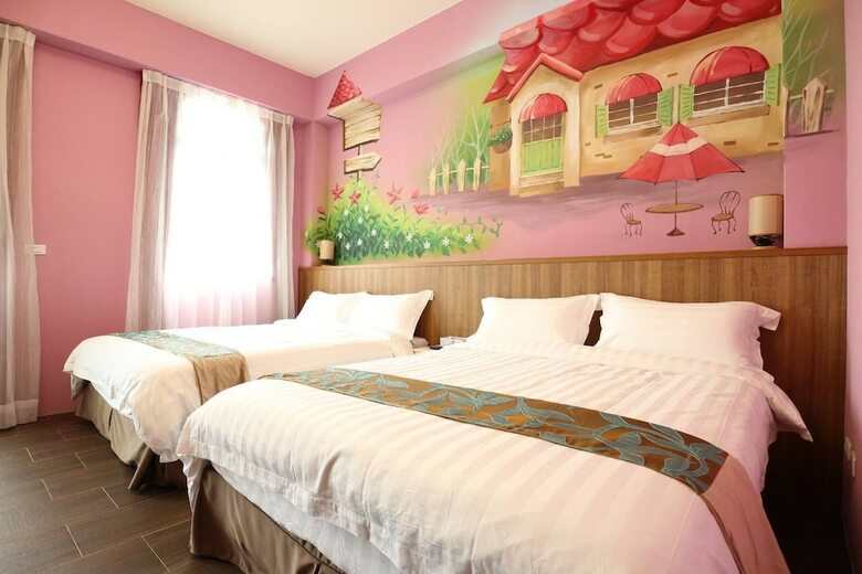 Hotel Mushroom 30
