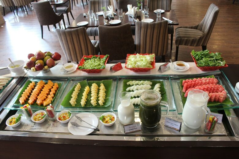 Hotel Ramada By Wyndham New Delhi Pitampura