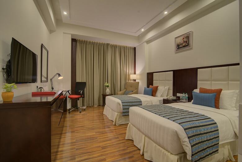 Hotel Ramada By Wyndham New Delhi Pitampura