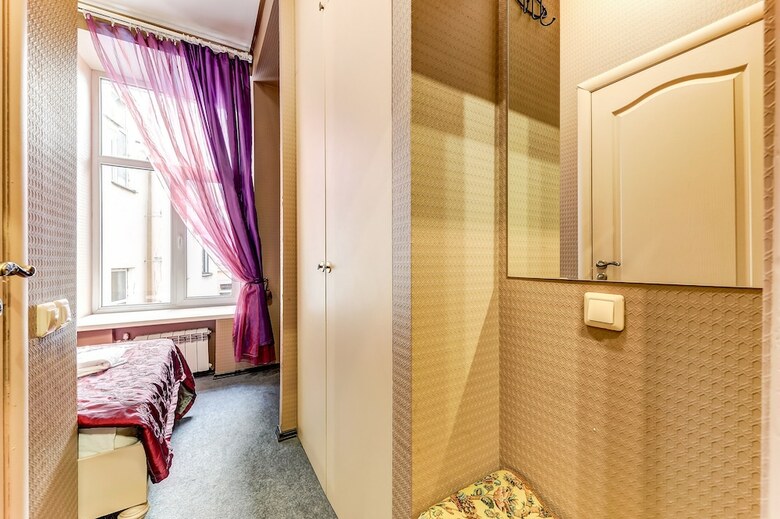 Hotel Guest Rooms On Nevsky Prospekt 47