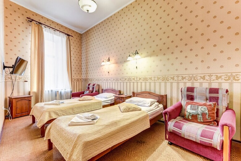 Hotel Guest Rooms On Nevsky Prospekt 47