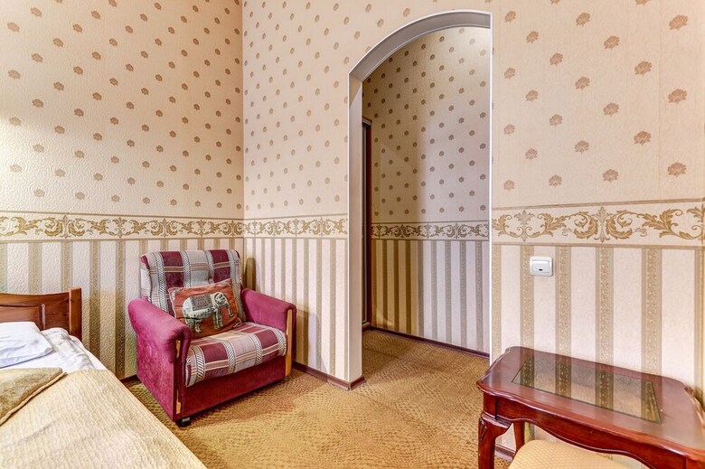 Hotel Guest Rooms On Nevsky Prospekt 47