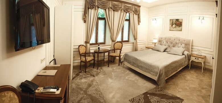 Chopin Hotel