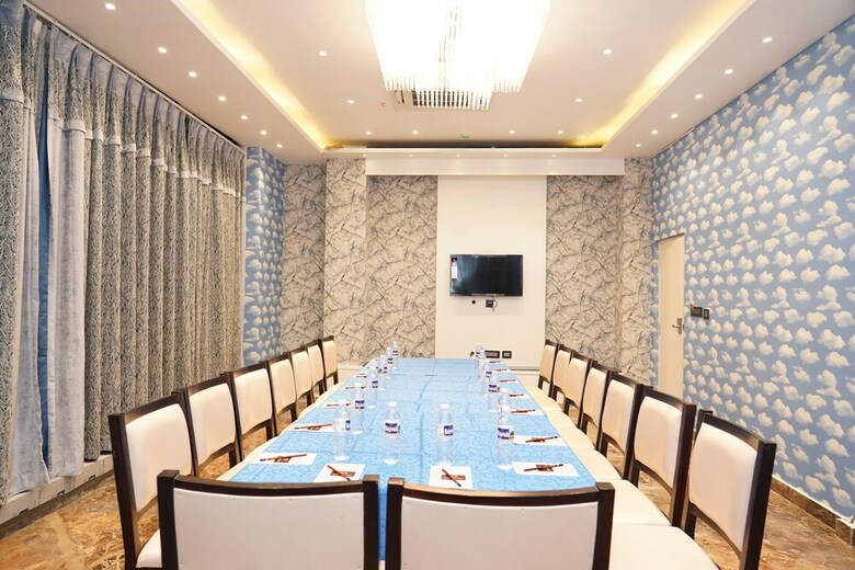 Hotel Royal Benza