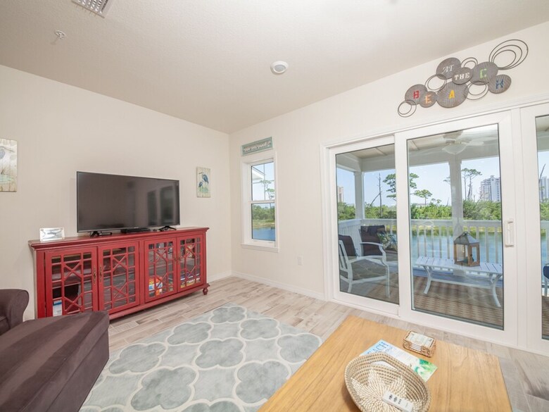 The Beach House - Townhomes At Lost Key