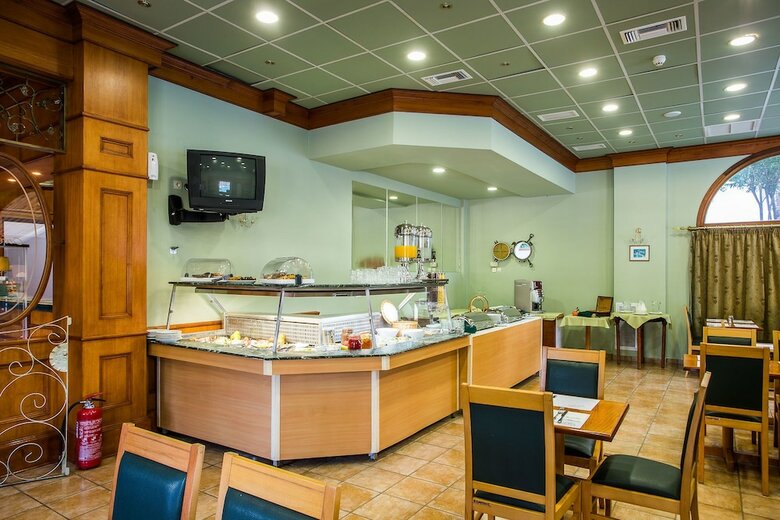 Hotel Paradise Inn
