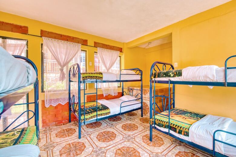 Hostal Amigos - Hostel