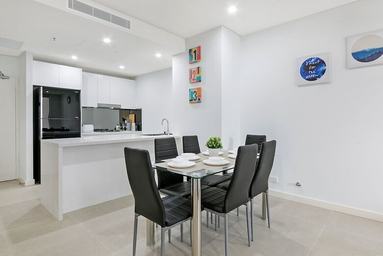 Apartamentos Luxury Spacious 2bd Near Airport & Train