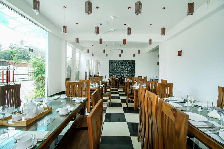 Oyo 417 The Kenrish Hotel