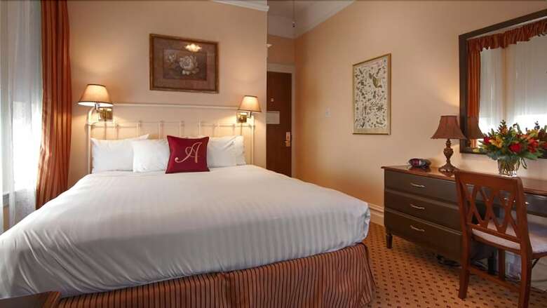 The Andrews Hotel