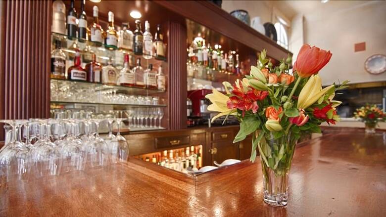 The Andrews Hotel