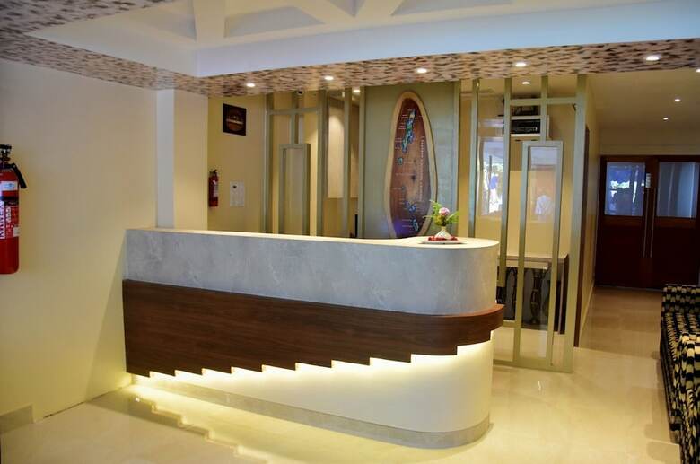 Hotel Serene Palace